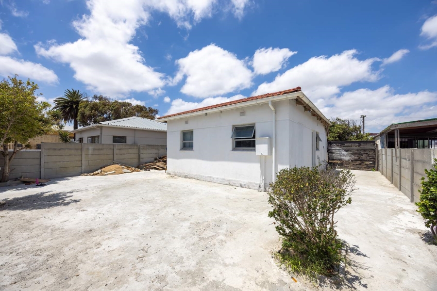 2 Bedroom Property for Sale in Brooklyn Western Cape